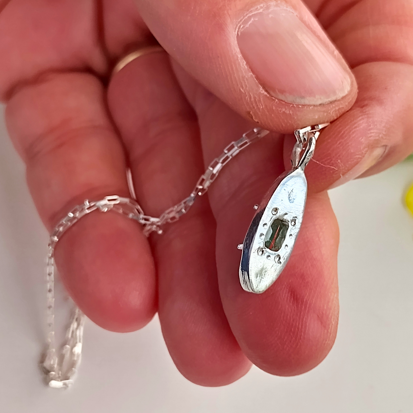 Emerald and sapphire pure silver necklace