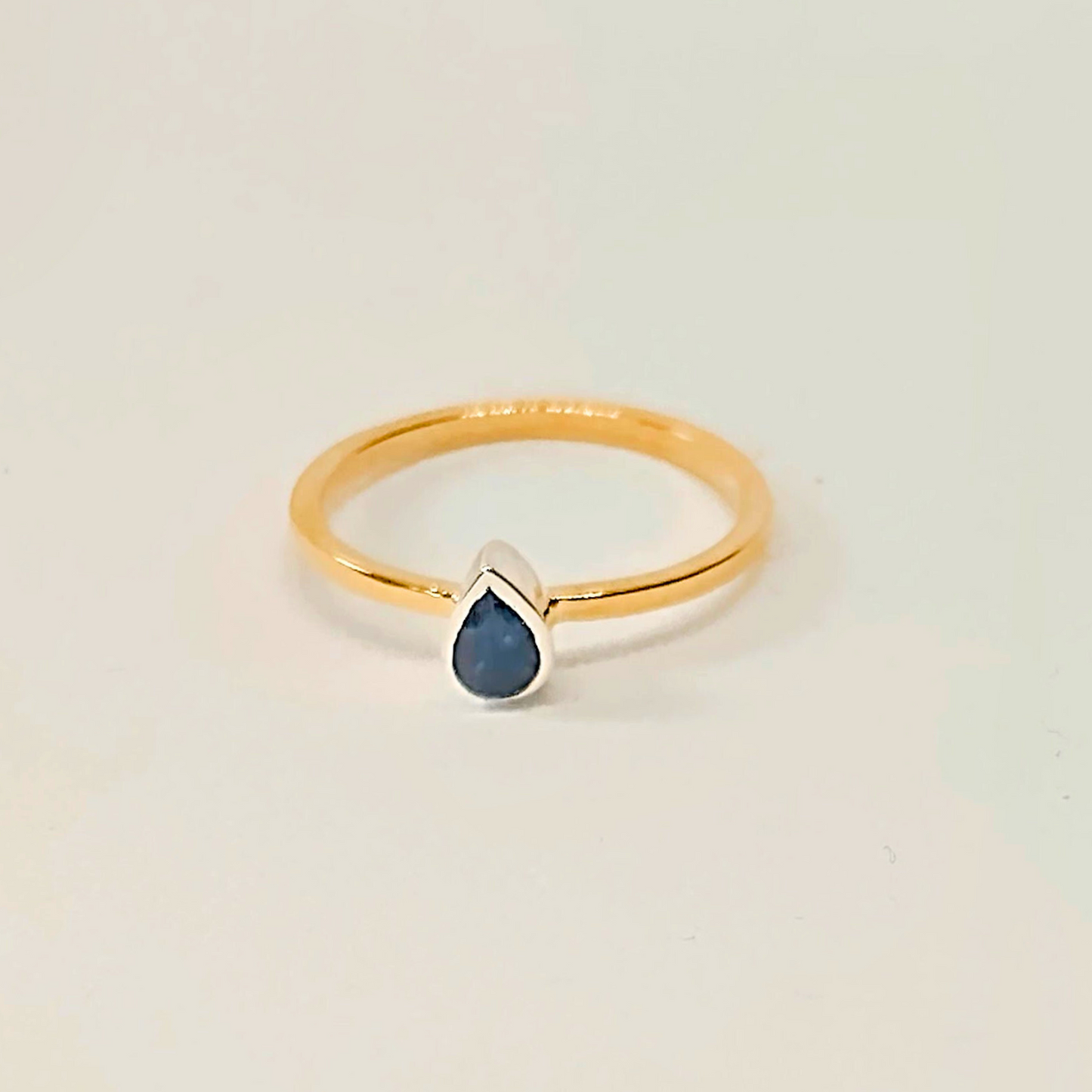 Sapphire 9K gold and sterling silver ring